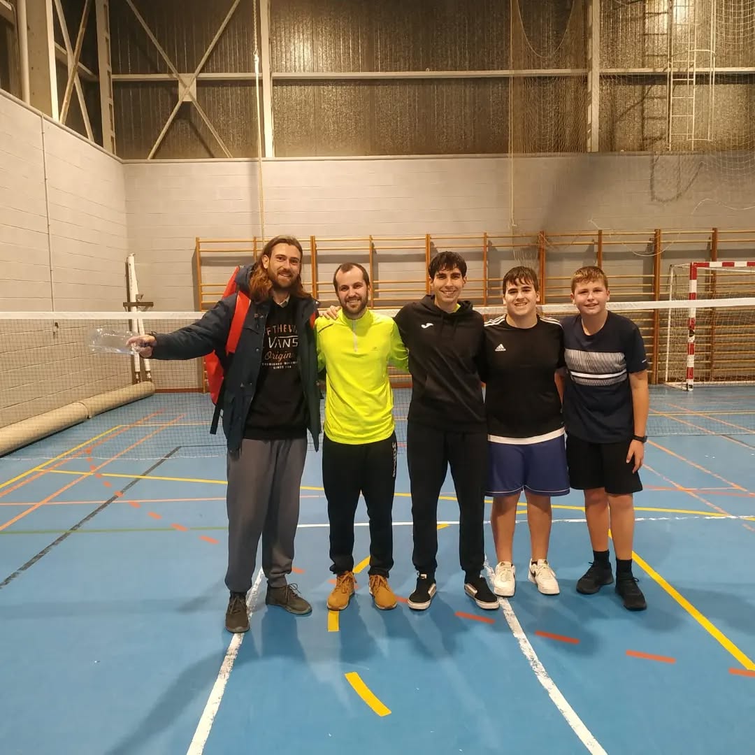 Jugadores Menorca Bàdminton Es Castell, disputando liga menorquina. Gran equipo.…