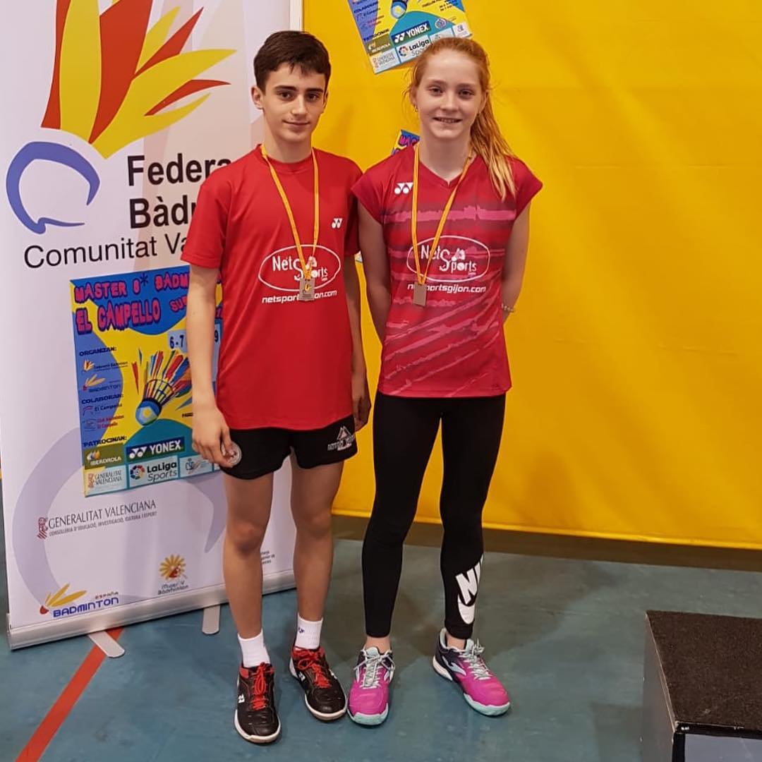 Nuestra jugadora, Laura Anglada, junto a su compañera de CB…