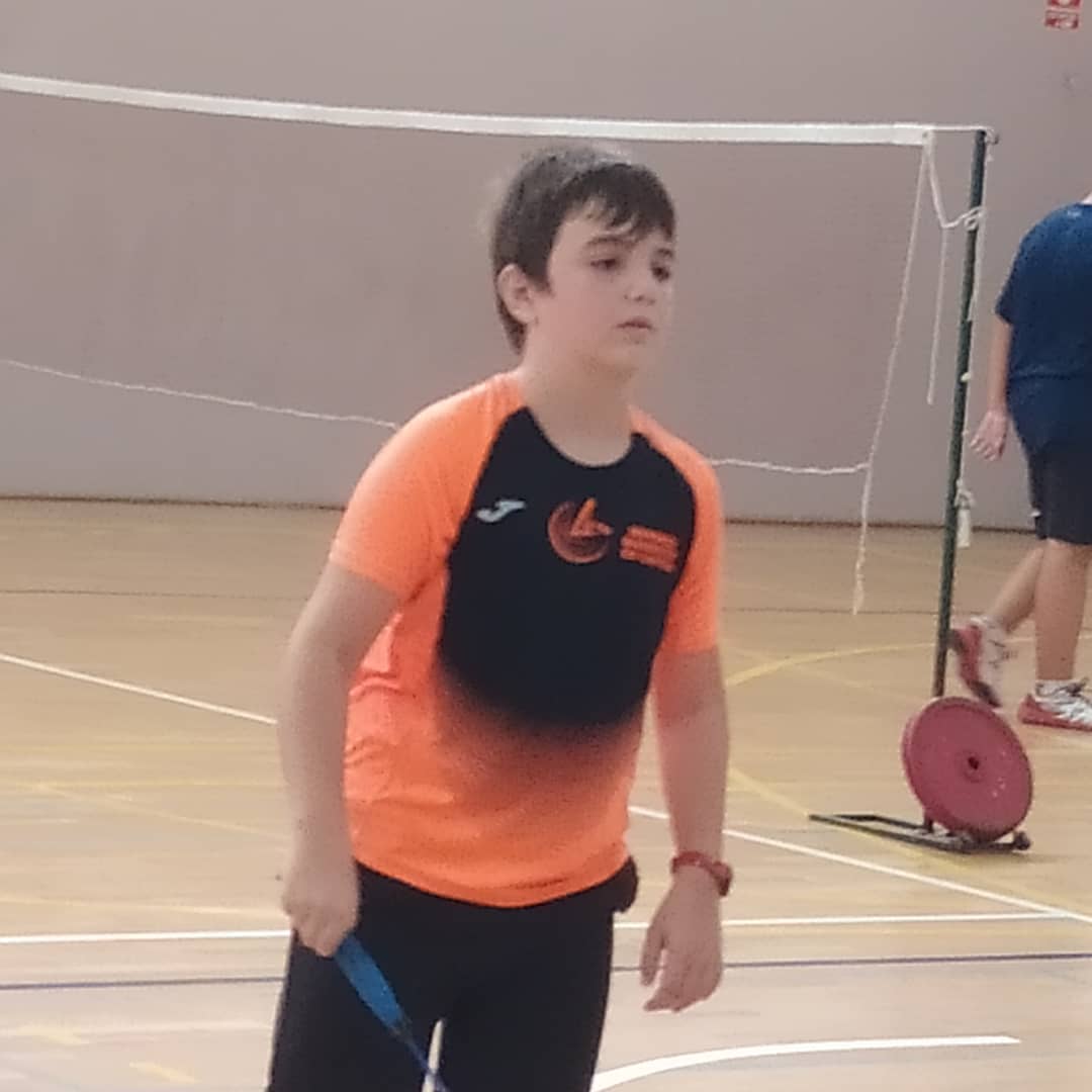 Uno que crece y crece 💪💪💪🏸 grande Aleksander "somos una…